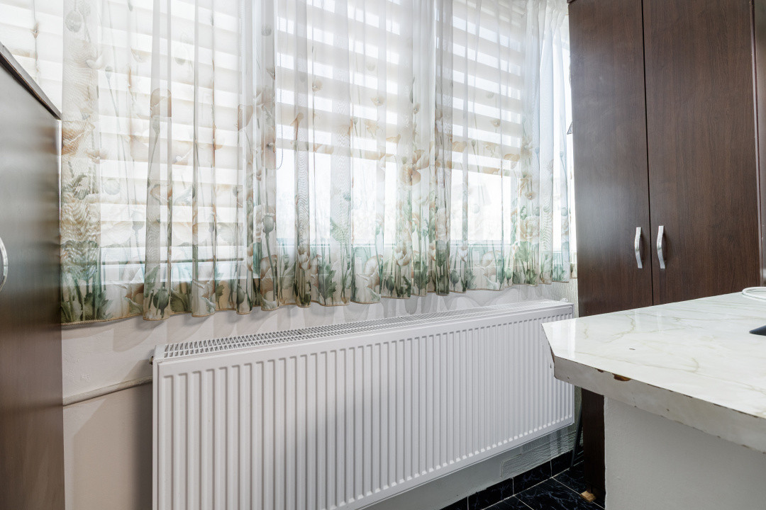 3 camere langa Pta Progresului/Eroii Revolutiei