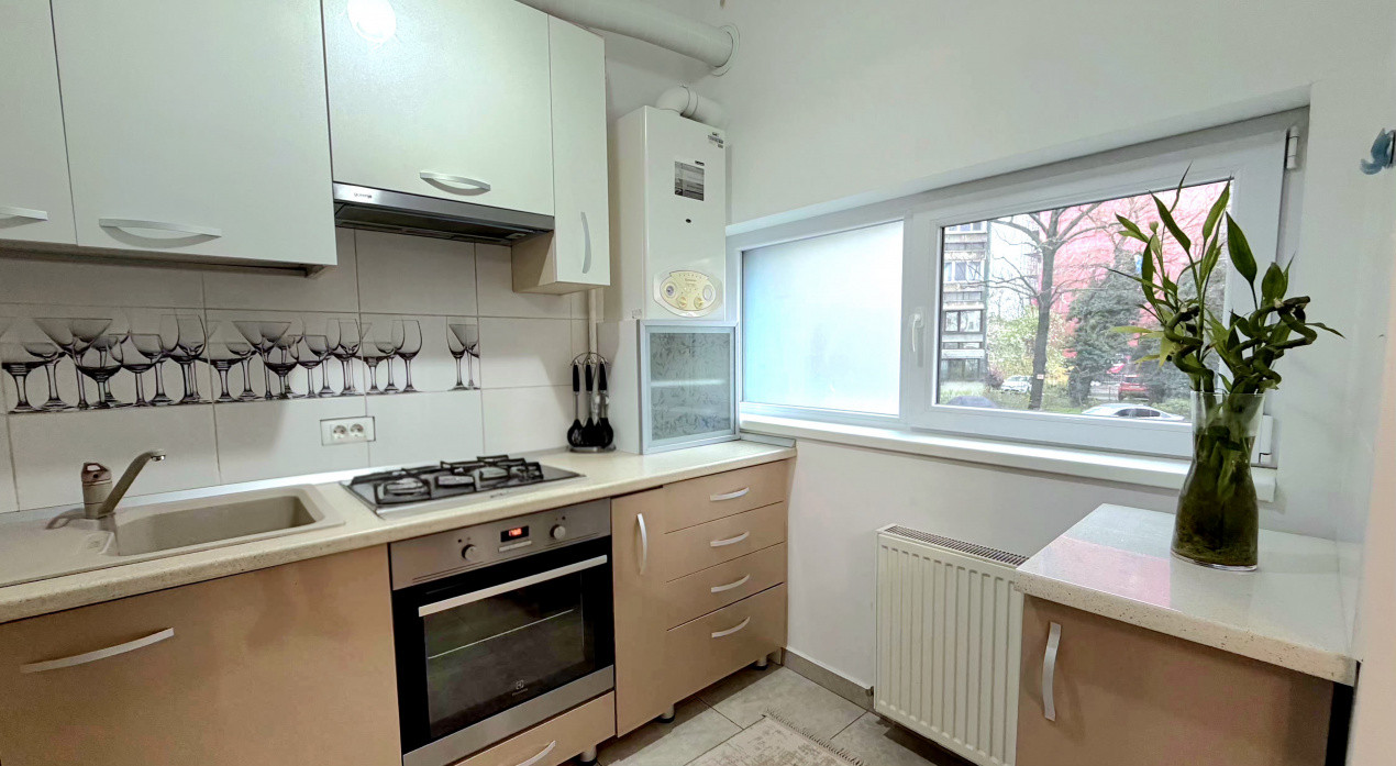 2 Camere - Bld. 1 Decembrie 1918