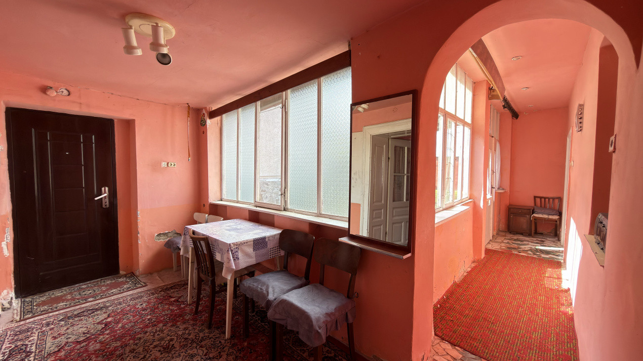 Casa 3 camere, Teren 540 mp - Str. Traian 79 - Carei - Comision 0% cumparător