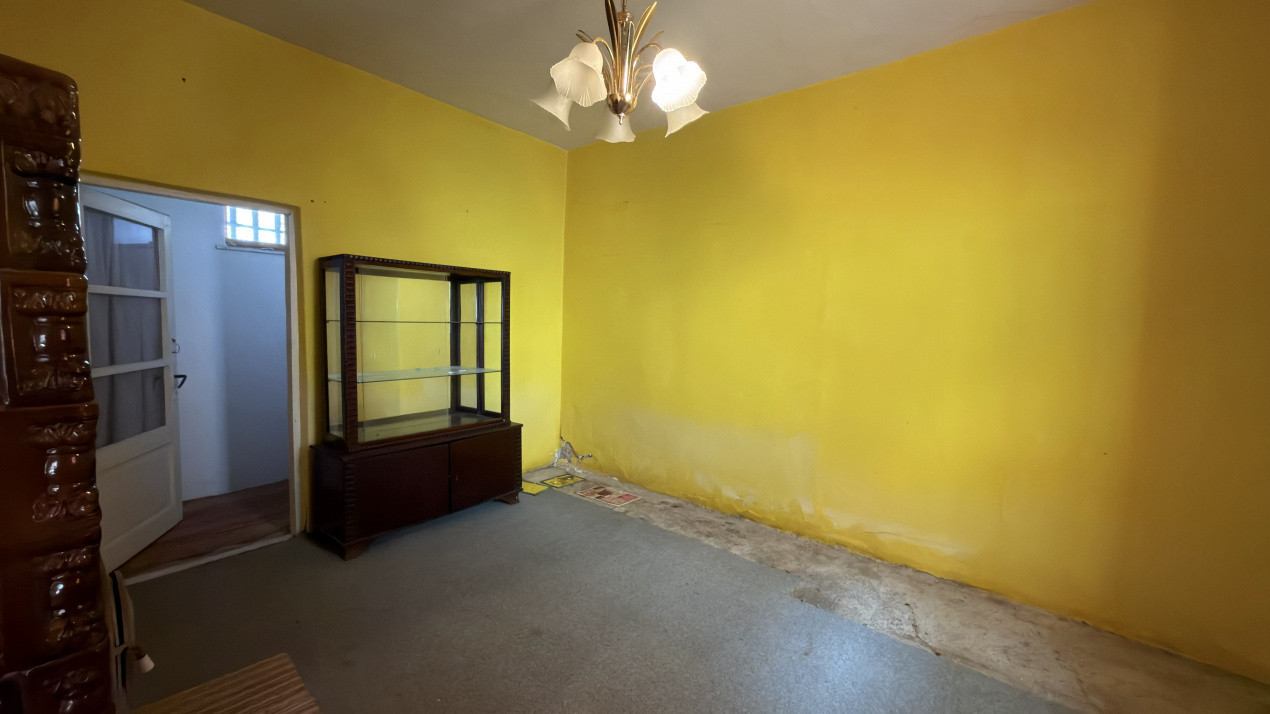 Casa 3 camere, Teren 540 mp - Str. Traian 79 - Carei - Comision 0% cumparător