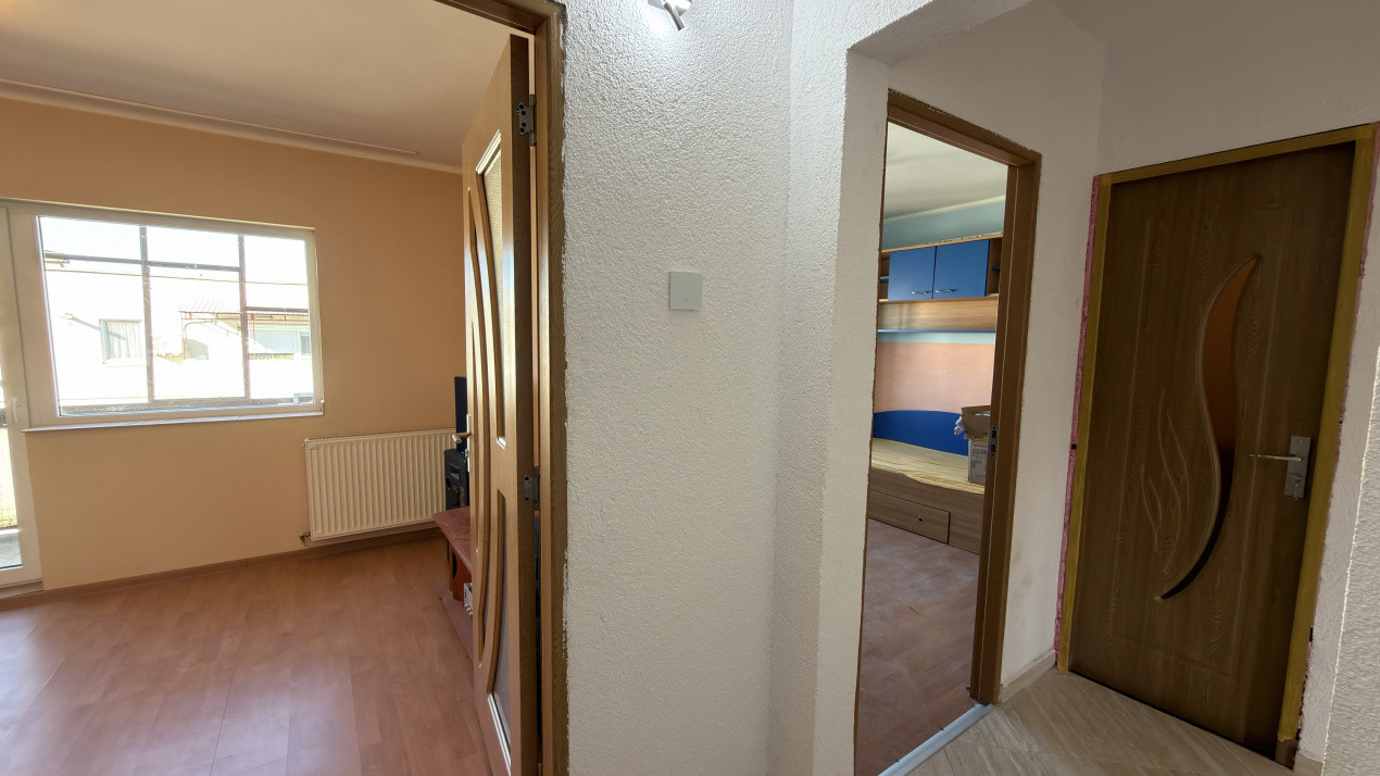 Apartament 3 camere decomandat Etaj IV, MV1 - Str.Titulescu 16 - Carei