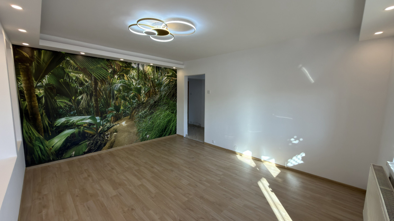 Apartament 3 camere decomandat Etaj IV, MV1 - Str.Titulescu 16 - Carei