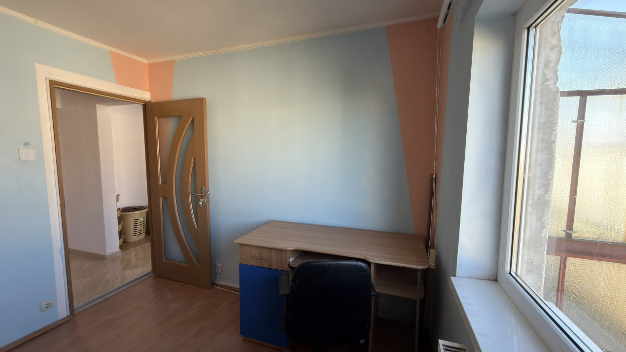 Apartament 3 camere decomandat Etaj IV, MV1 - Str.Titulescu 16 - Carei