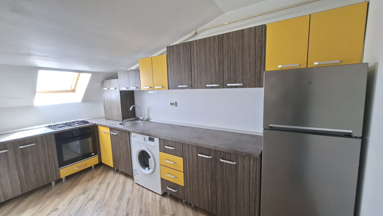 Apartament 3 camere Stefanesti - In Spate la Carrefour