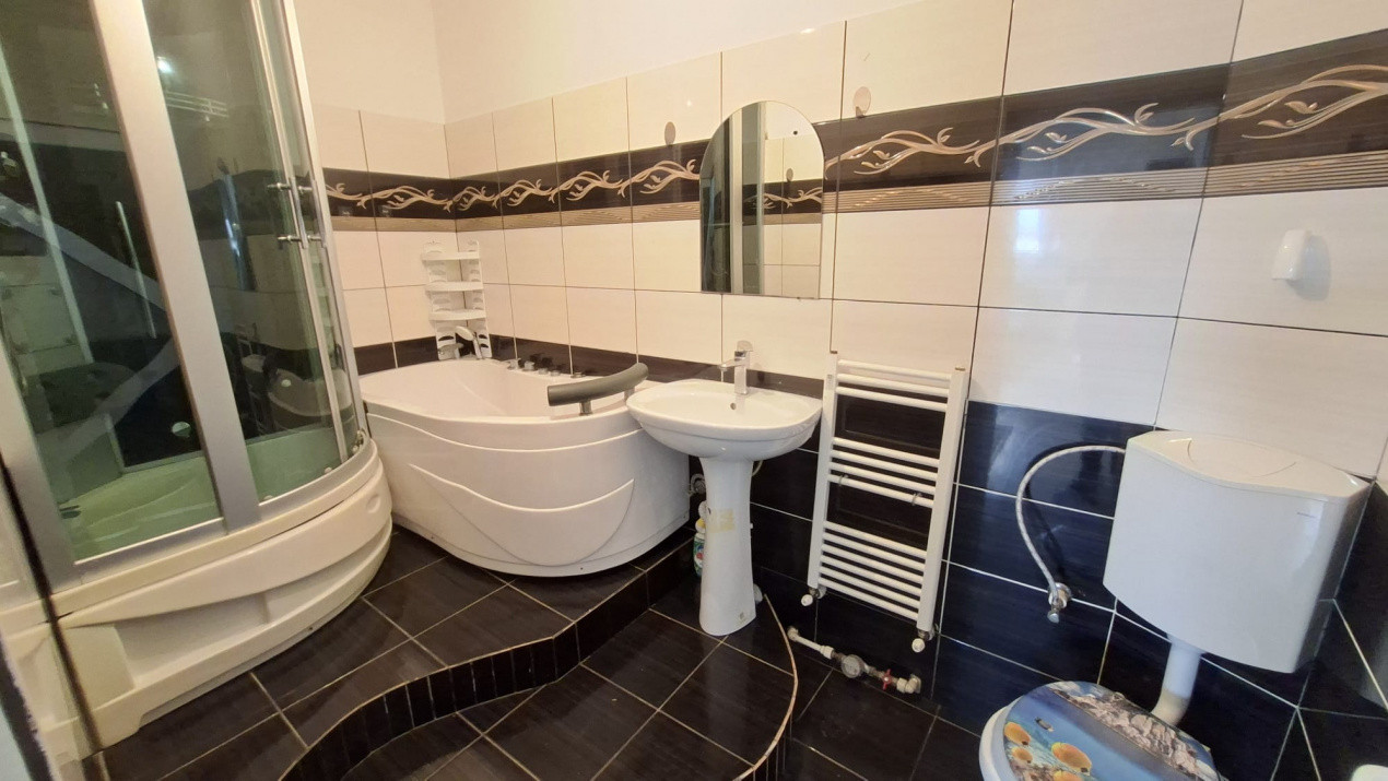 Apartament 3 camere Stefanesti - In Spate la Carrefour