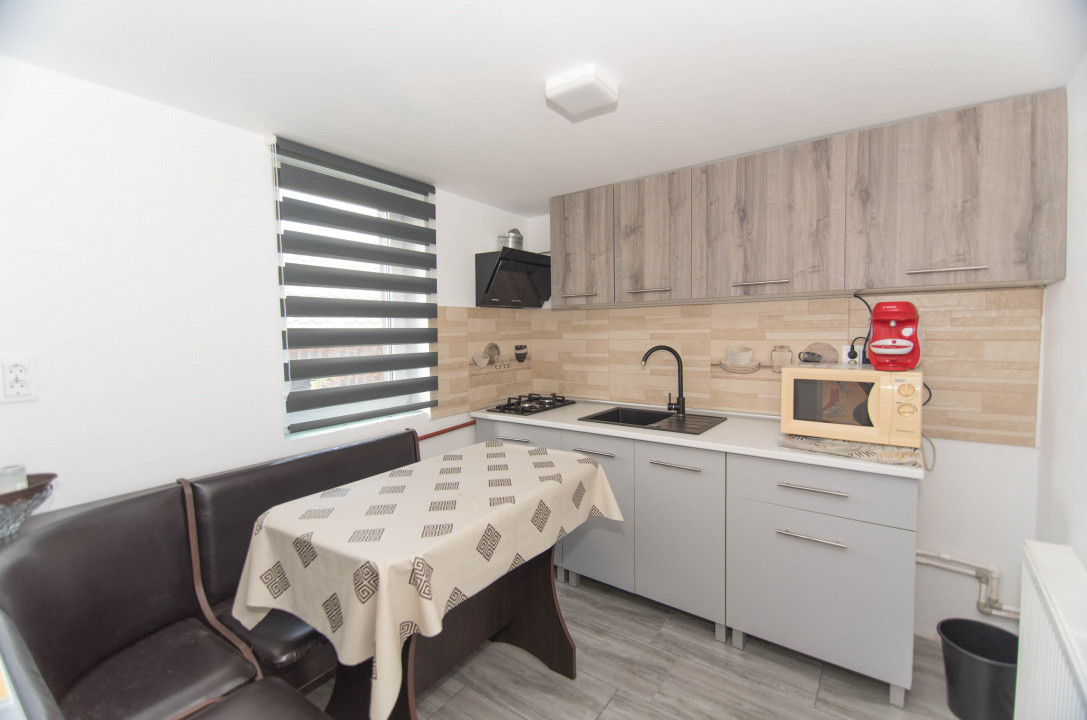 Casa cu 3 camere renovata 