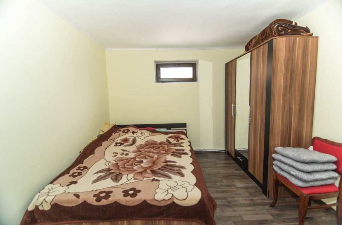 Casa cu 3 camere renovata 