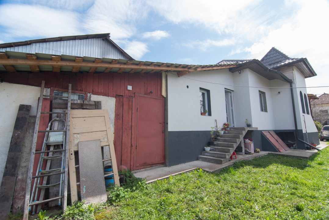 Casa cu 3 camere renovata 