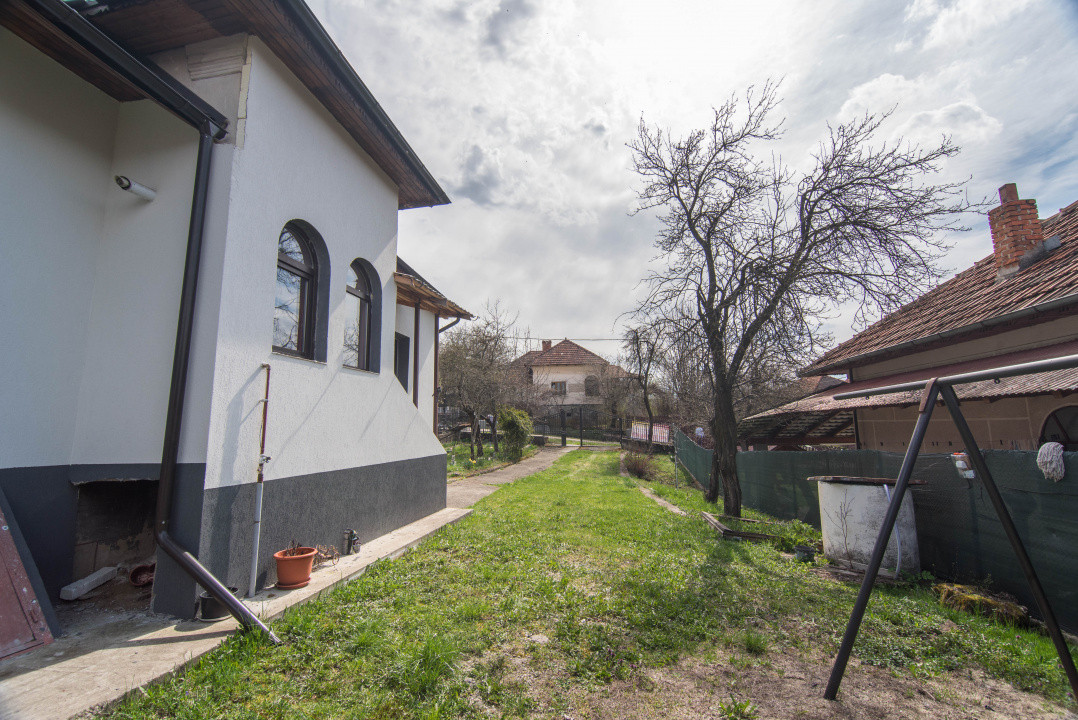 Casa cu 3 camere renovata 