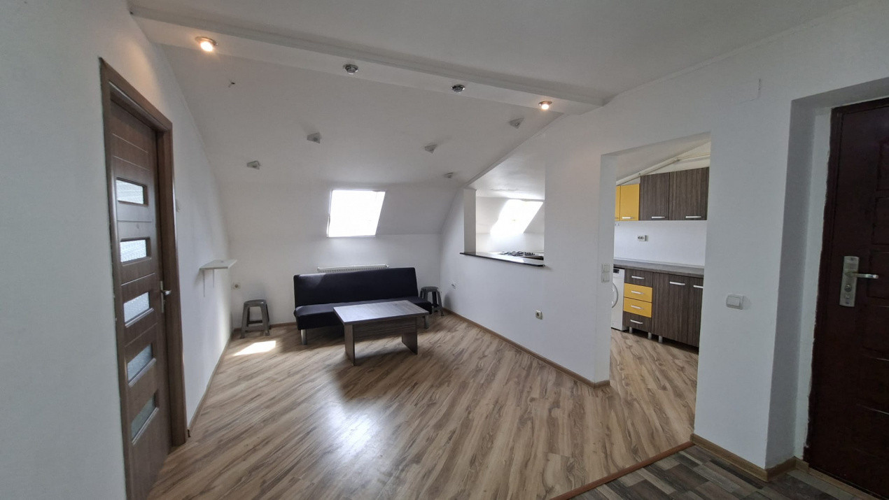 Apartament 3 camere Stefanesti - In Spate la Carrefour