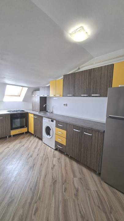 Apartament 3 camere Stefanesti - In Spate la Carrefour