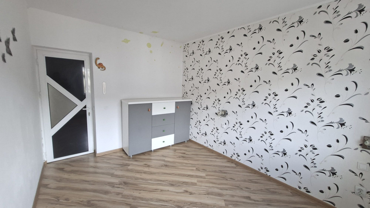 Apartament 3 camere Stefanesti - In Spate la Carrefour