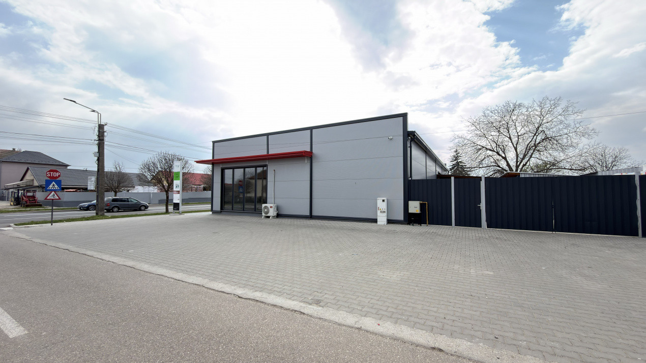 Spațiu Comercial Open Space 296 mp / B-dul 25 Octombrie / Carei