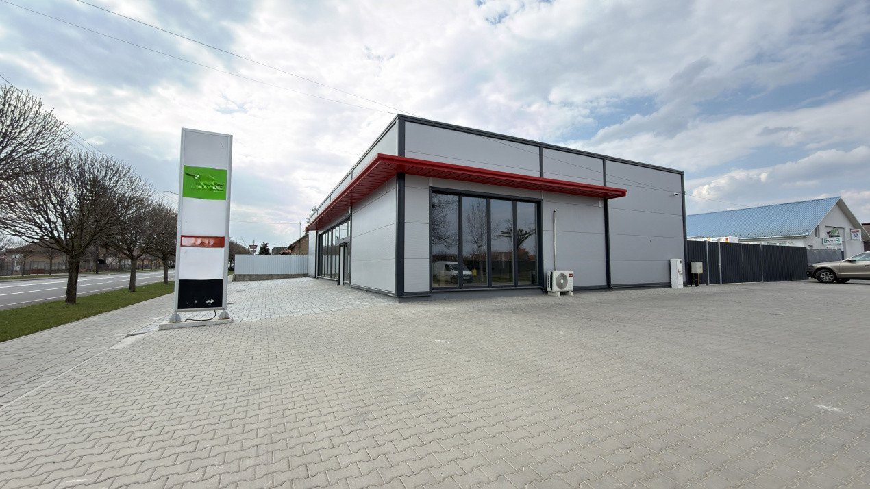 Spațiu Comercial Open Space 296 mp / B-dul 25 Octombrie / Carei