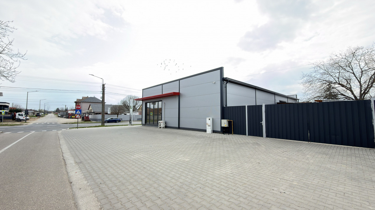 Spațiu Comercial Open Space 296 mp / B-dul 25 Octombrie / Carei