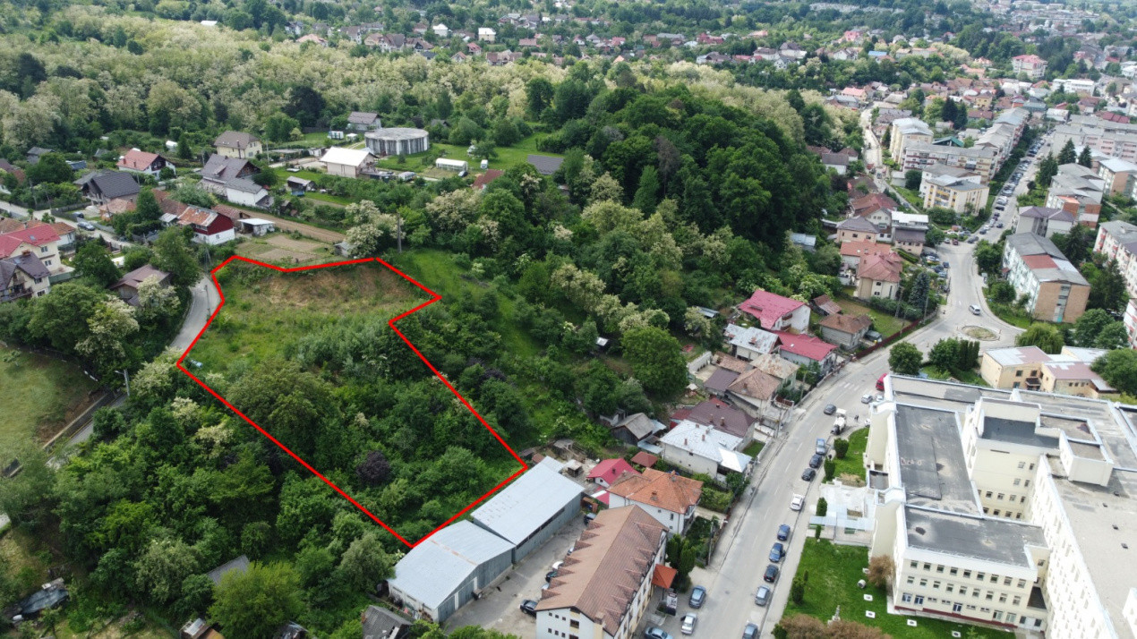 TEREN PREMIUM | PANORAMĂ SPECTACULOASĂ ASUPRA ORAȘULUI ȘI MUNȚILOR