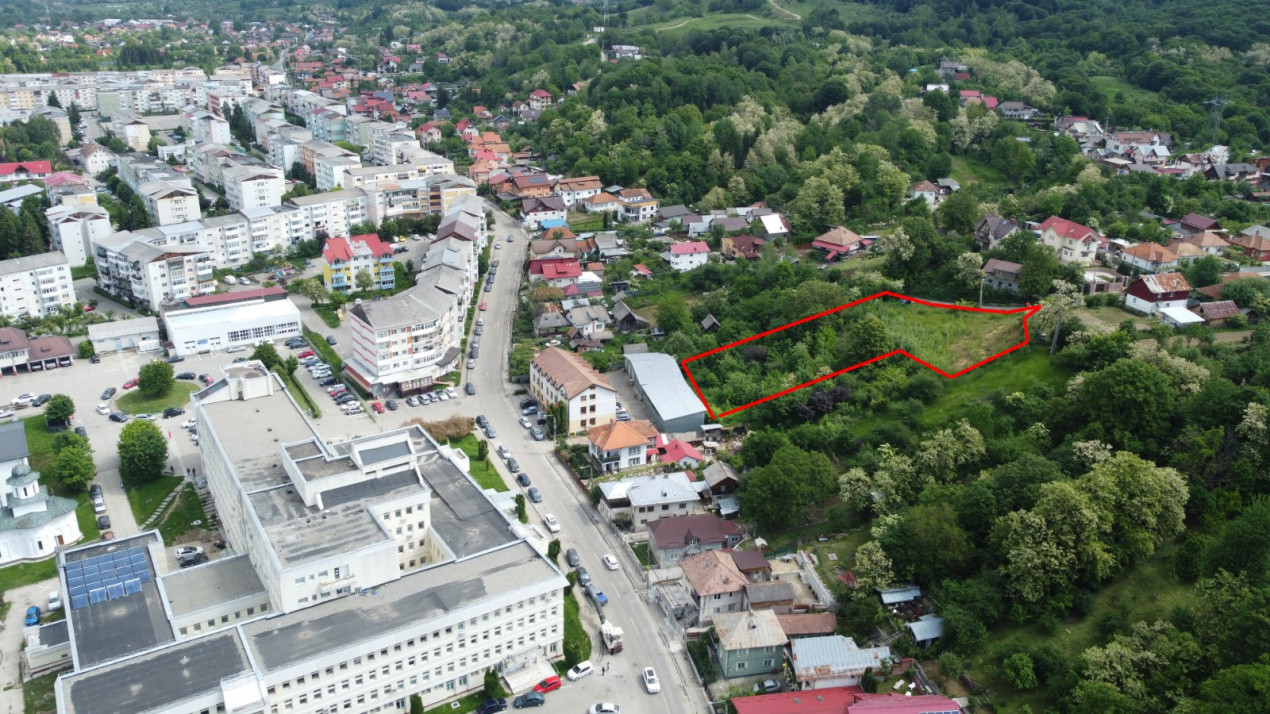 TEREN PREMIUM | PANORAMĂ SPECTACULOASĂ ASUPRA ORAȘULUI ȘI MUNȚILOR