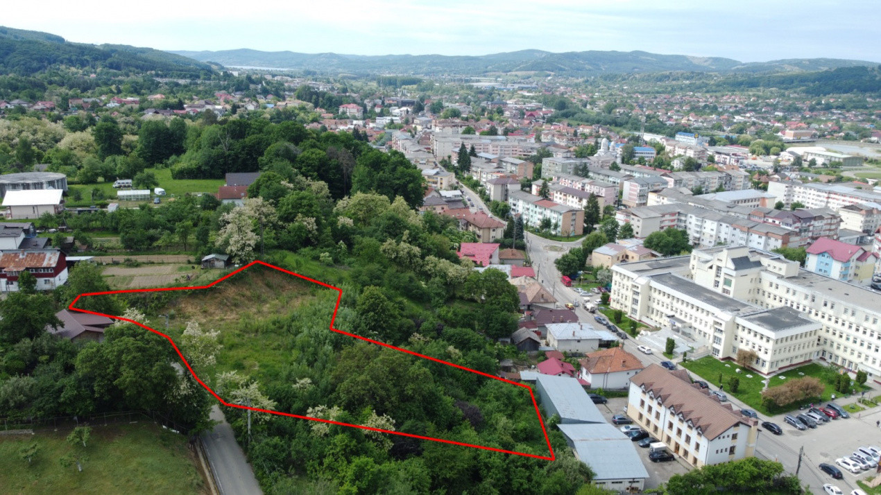 TEREN PREMIUM | PANORAMĂ SPECTACULOASĂ ASUPRA ORAȘULUI ȘI MUNȚILOR