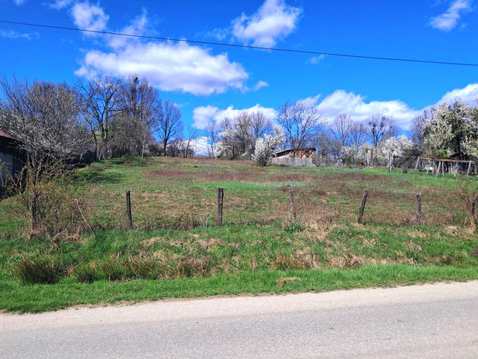 TEREN INTRAVILAN ȘI EXTRAVILAN POLOVRAGI