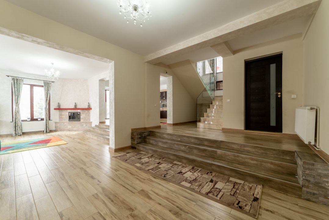 Casa imbratisata de padure + cabanuta de vara - Valea Ursului, Bascov 