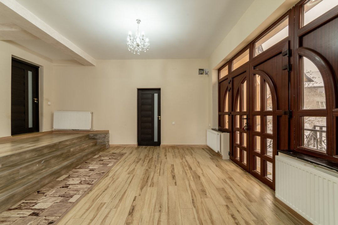 Casa imbratisata de padure + cabanuta de vara - Valea Ursului, Bascov 