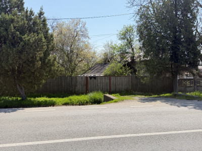 Teren 1047 mp + casă | deschidere DN | Lunca Corbului