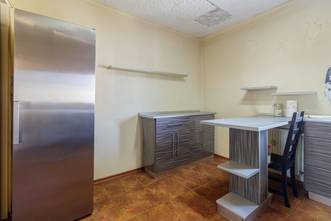 3 camere de inchiriat langa Parcul Sebastian cu loc de parcare