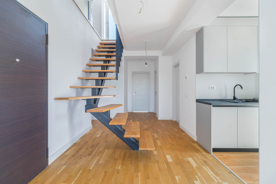 Apartament 4 camere duplex Sisesti - Vedere catre lac