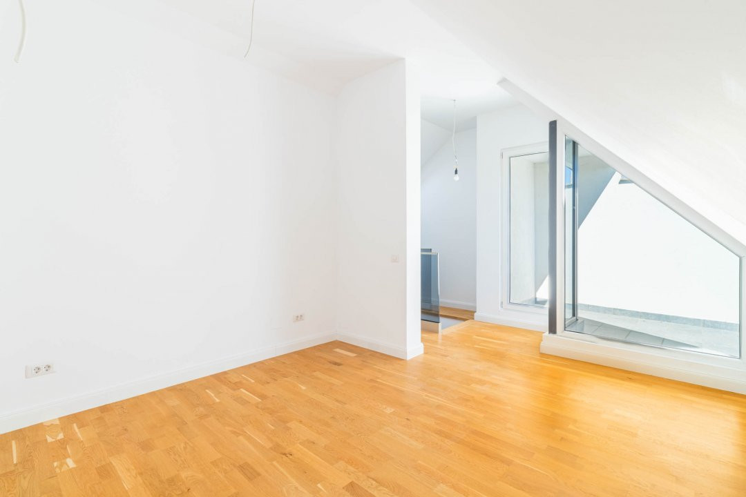 Apartament 4 camere duplex Sisesti - Vedere catre lac