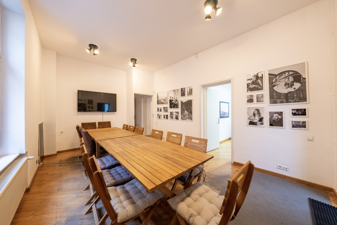  Vanzare casa teren generos Centru, str. E. Racovita 