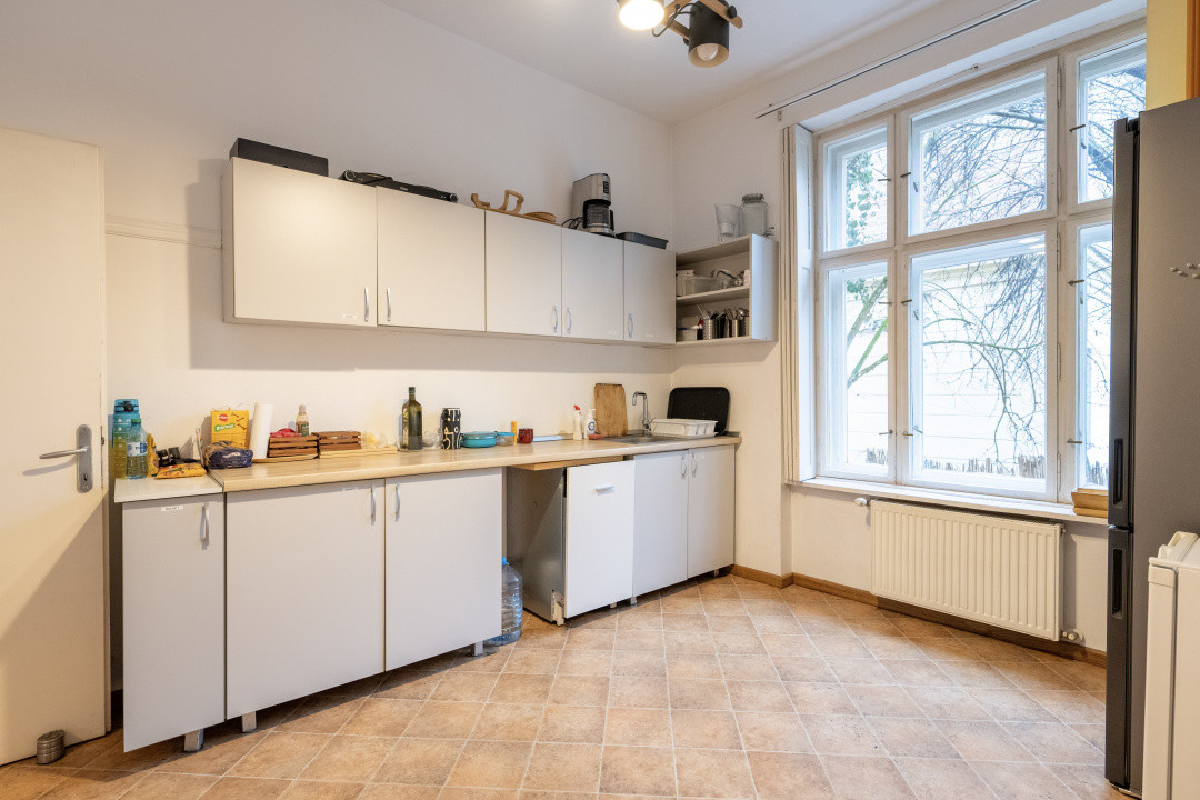  Vanzare casa teren generos Centru, str. E. Racovita 