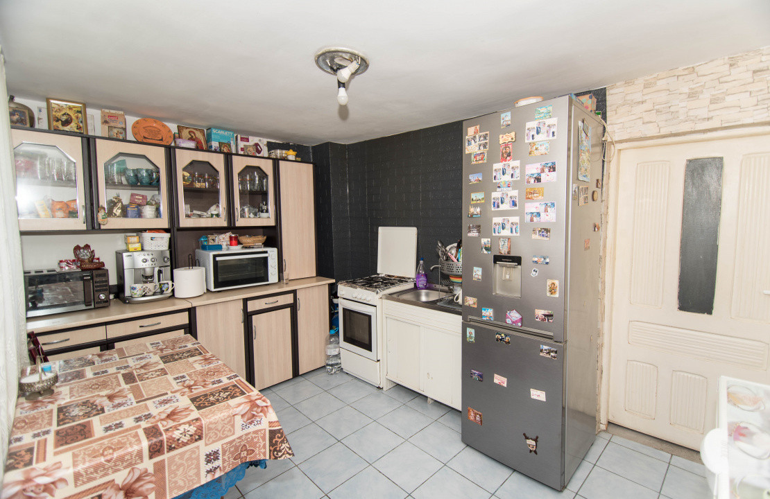 Casa+ teren 1000 mp Merisani, jud. Arges