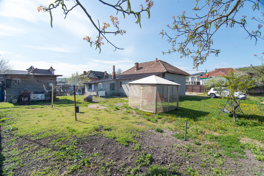 Casa+ teren 1000 mp Merisani, jud. Arges