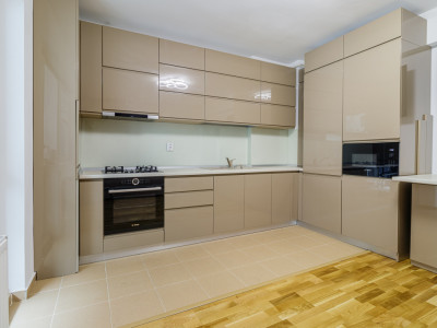 3 camere, 2 bai Venus Residence Metalurgiei 2