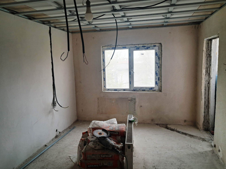 Apartament 3 camere Tg.Jiu