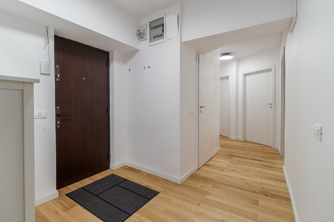 4 Camere | Renovat | Design Modern | Priveliste Deosebita