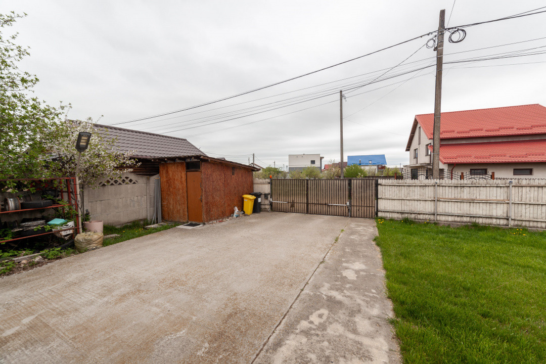 Casa in Albota, 3 dormitoare, curte 456 mp | Zona linistita, aproape de Pitesti!