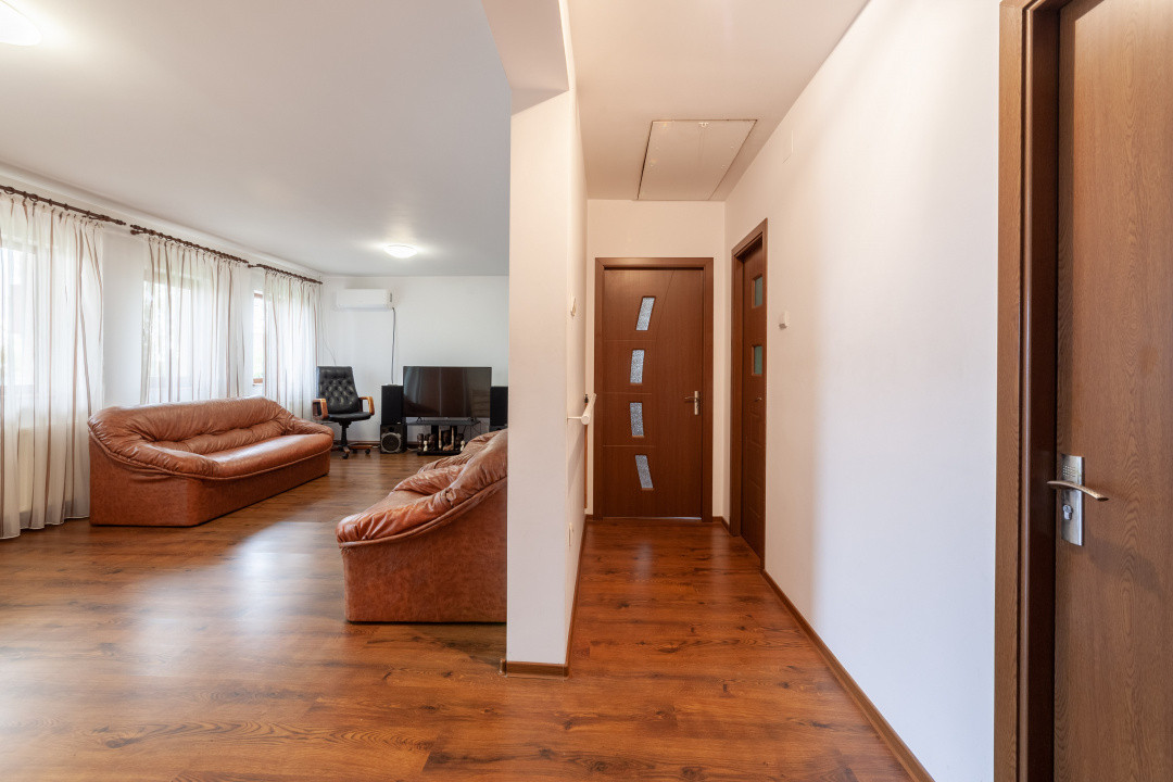 Casa de vanzare in Albota – liniste, spatiu si acces rapid catre Pitesti!