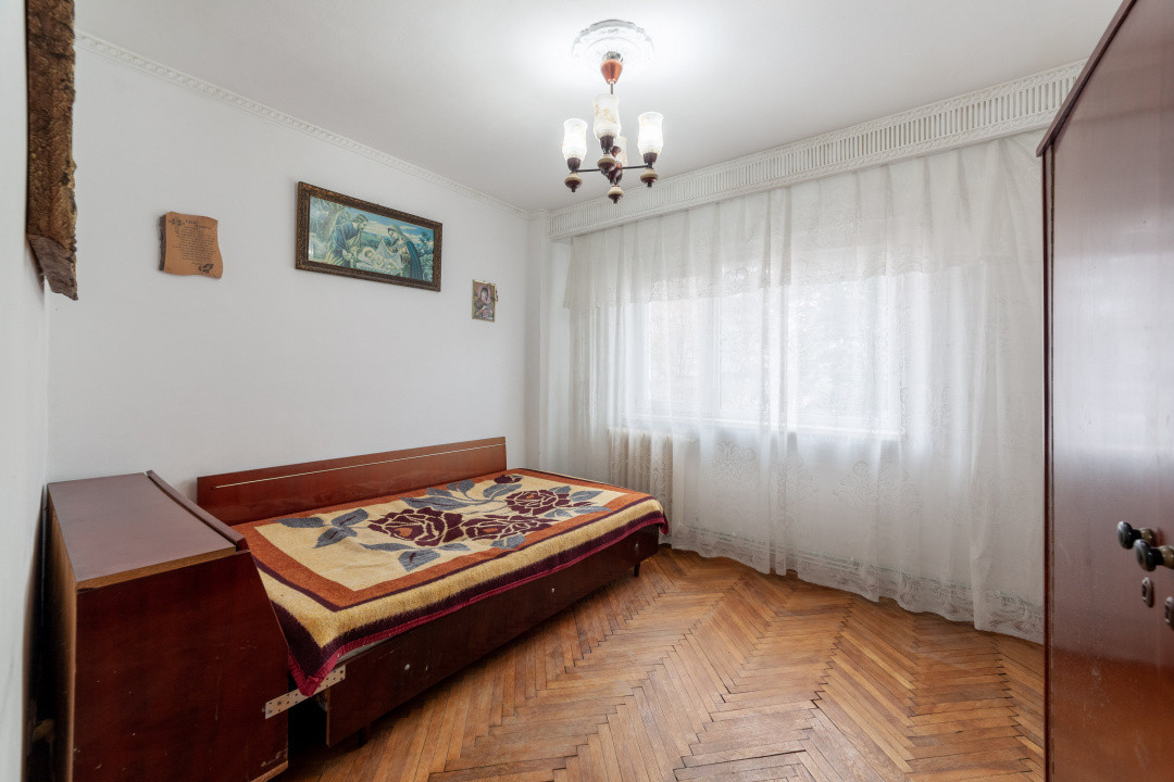 Apartament 2 camere, etaj 2, Banat ( Pediatrie)