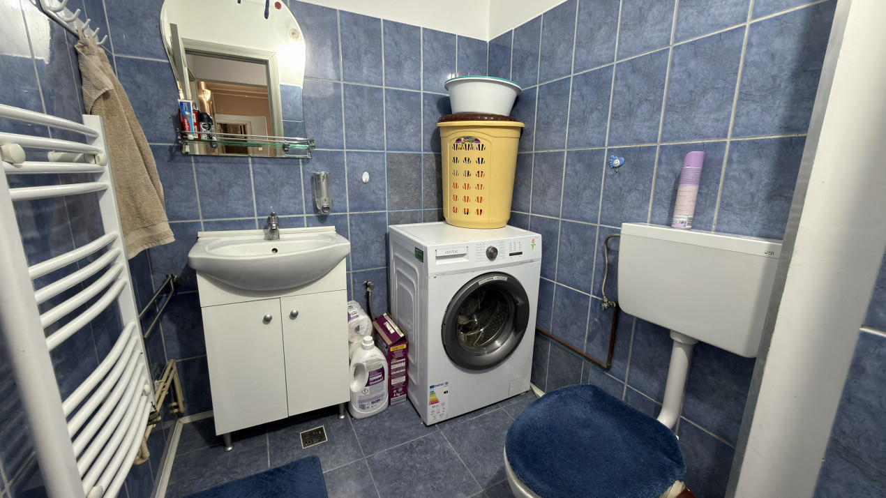 Apartament Decomandat 4 camere MV1, Etaj 1 - Str. Liszt Ferenc - Carei