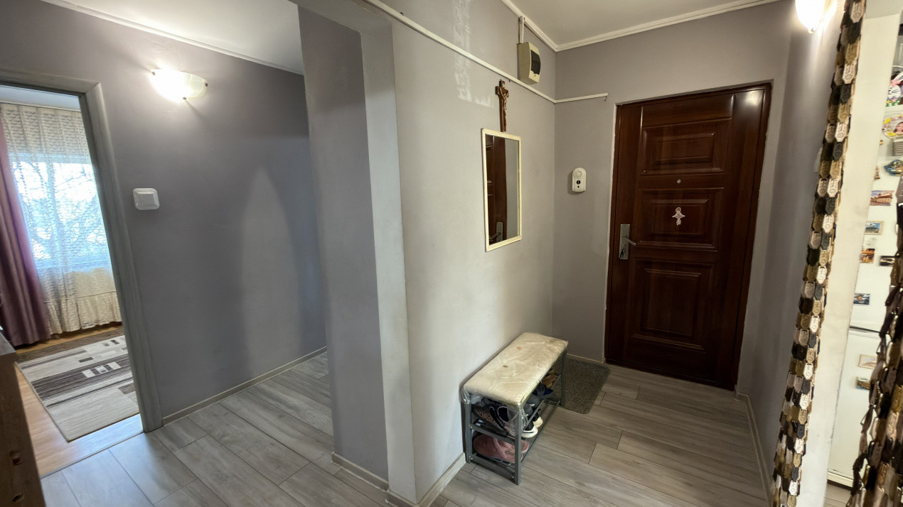 Apartament Decomandat 4 camere MV1, Etaj 1 - Str. Liszt Ferenc - Carei
