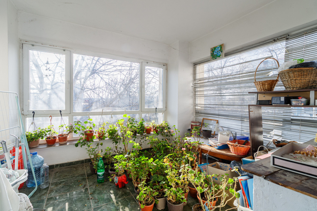 Apartament 3 camere 90 mp, etaj 1, stradal, Otopeni