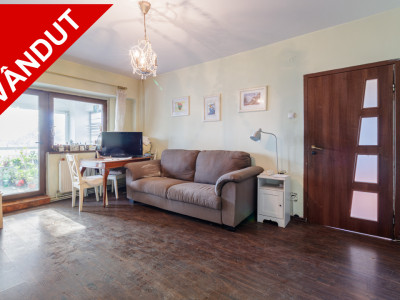 Apartament 3 camere 90 mp, etaj 1, stradal, Otopeni