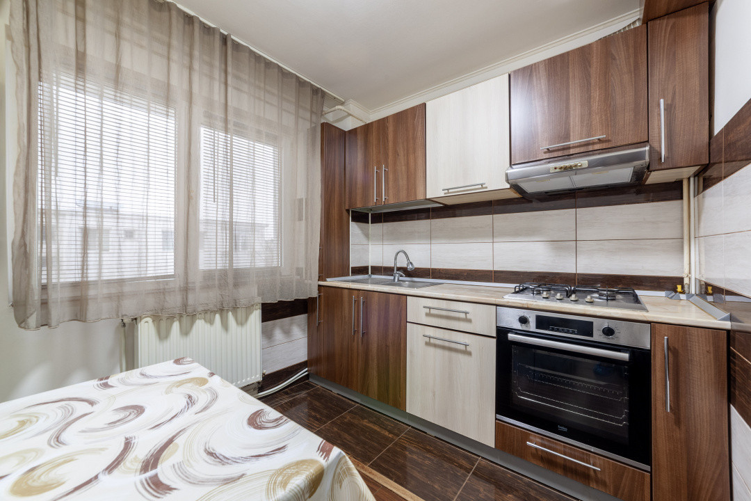 Apartament 3 camere - Gavana, Piata Albina