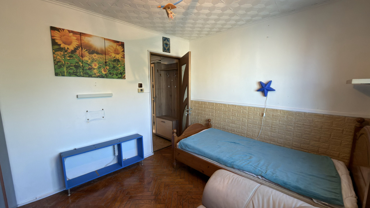 Chirie 2 camere Etaj III Carei - Str. Platanilor Nr.10 - Comision 0% chiriaș