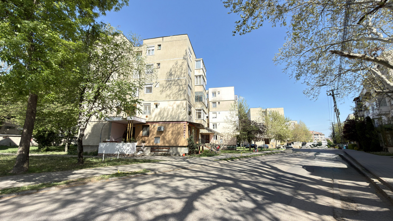 Chirie 2 camere Etaj III Carei - Str. Platanilor Nr.10 - Comision 0% chiriaș