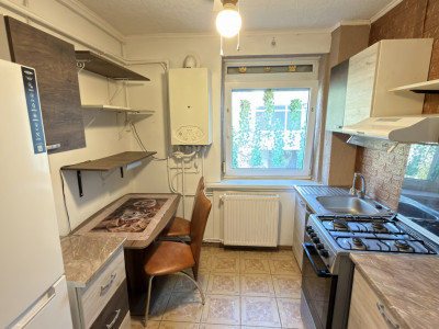 Chirie 2 camere Etaj III Carei - Str. Platanilor Nr.10 - Comision 0% chiriaș