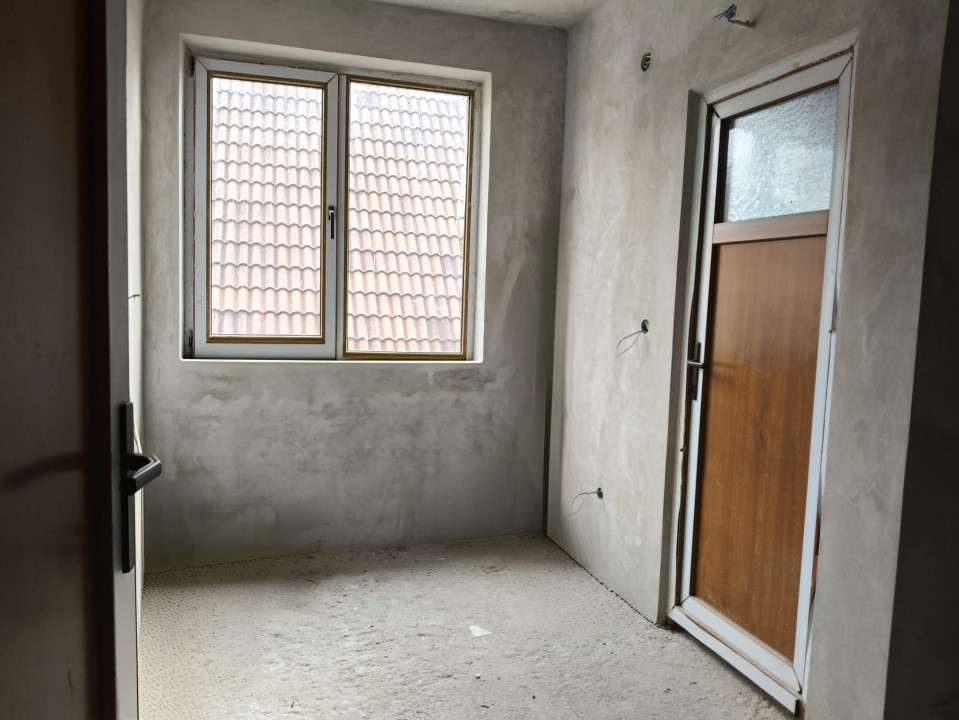 Pensiune de vânzare în Rânca – oportunitate rară lângă pârtia M1