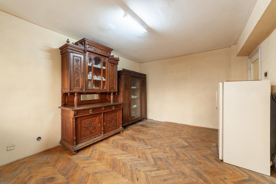 Ap. 2 camere decomandat, etaj 1, ultracentral IC Bratianu Magnolia