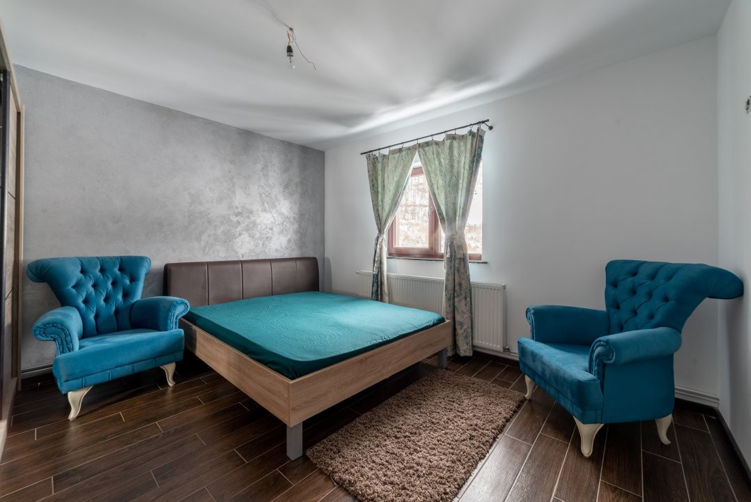 Casa 6 camere langa padure/ 340 mp/ teren de 3 745 mp la 5 min de Pitesti